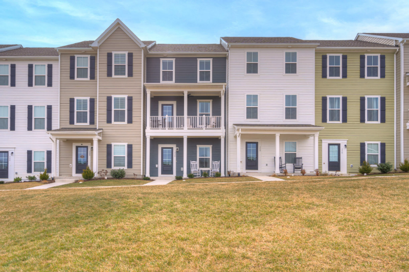 Christiansburg Townhome: 370 Hamilton Ave NW