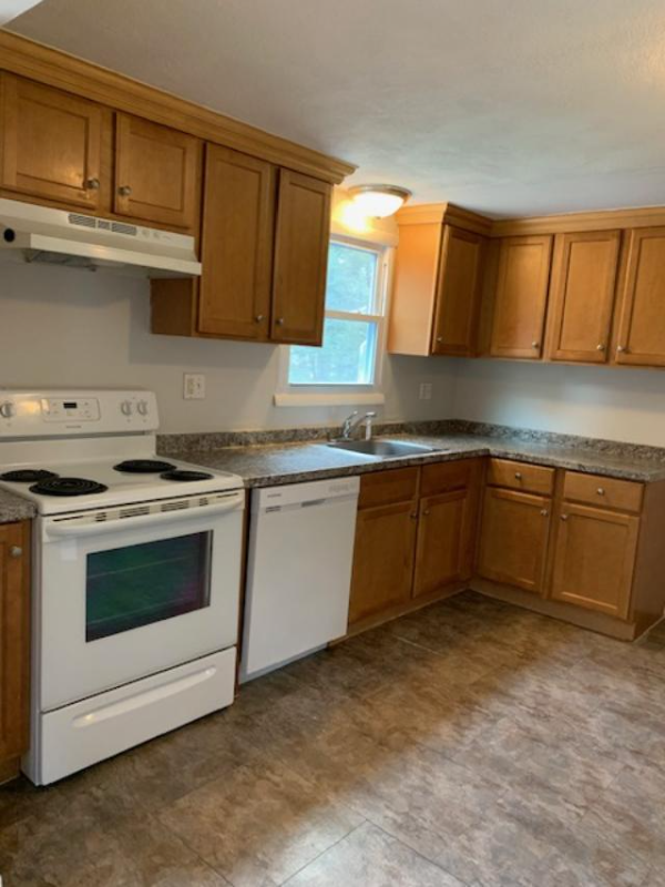 Foxboro Townhome: 33 Atherton Rd