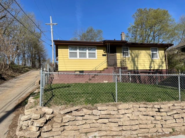 Omaha House: 4514 N 36th Ave