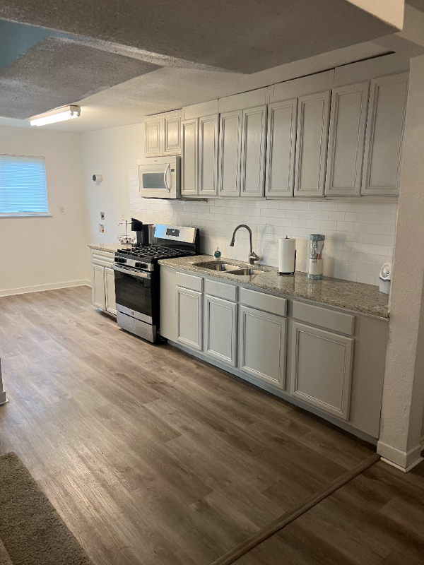 San Antonio Multiplex: 1339 W Ridgewood