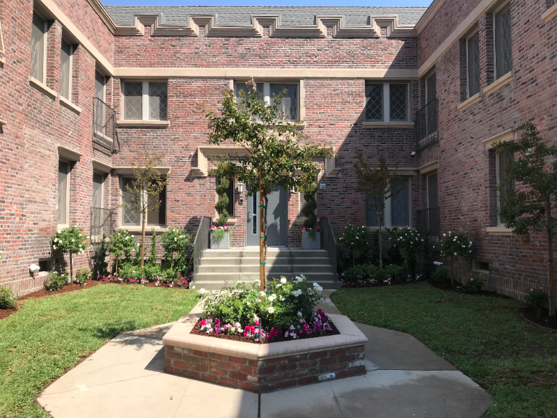 Glendale Apartment: 107 W. Dryden Street