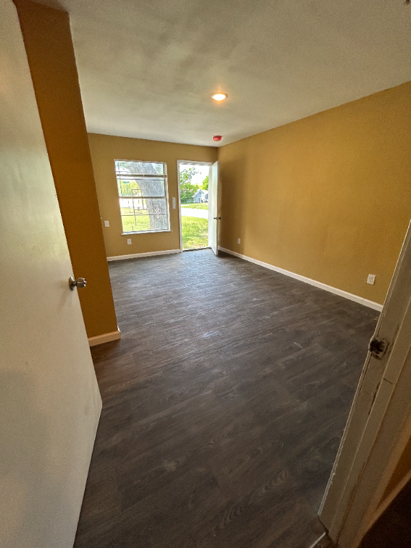 Cooper Multiplex: 101 SE Eighth St