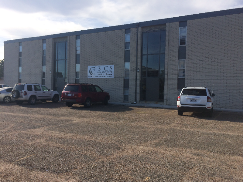 Canyon Apartment: 2608 2nd Ave