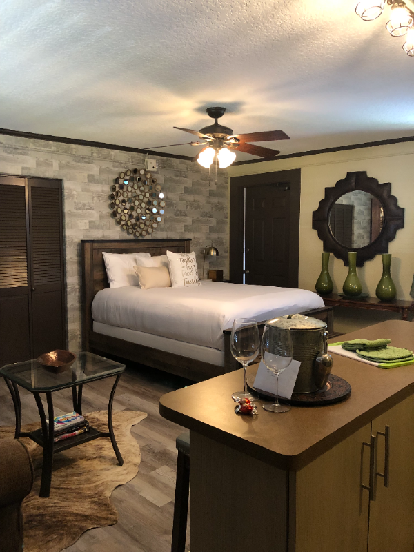 Daytona Beach Apartment: 600 Oakridge Blvd