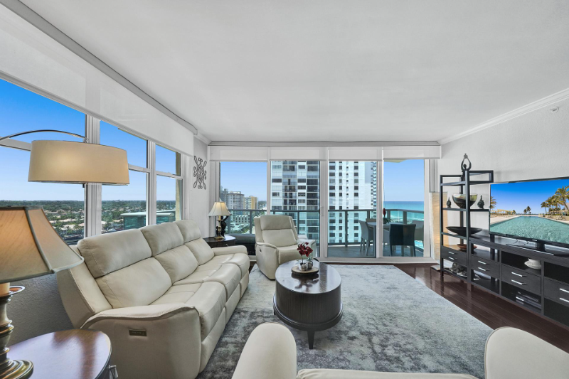 Hollywood Condo: 2501 S Ocean Dr