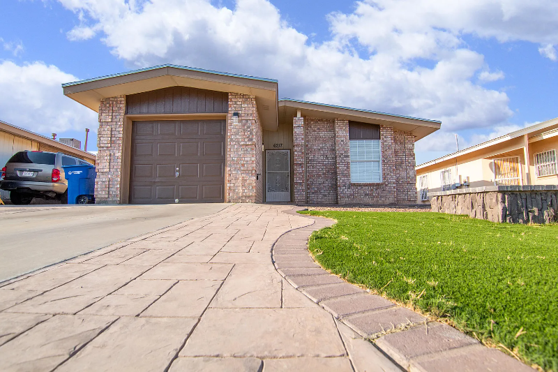 EL PASO House: 6217 ARCH BRIDGE DR