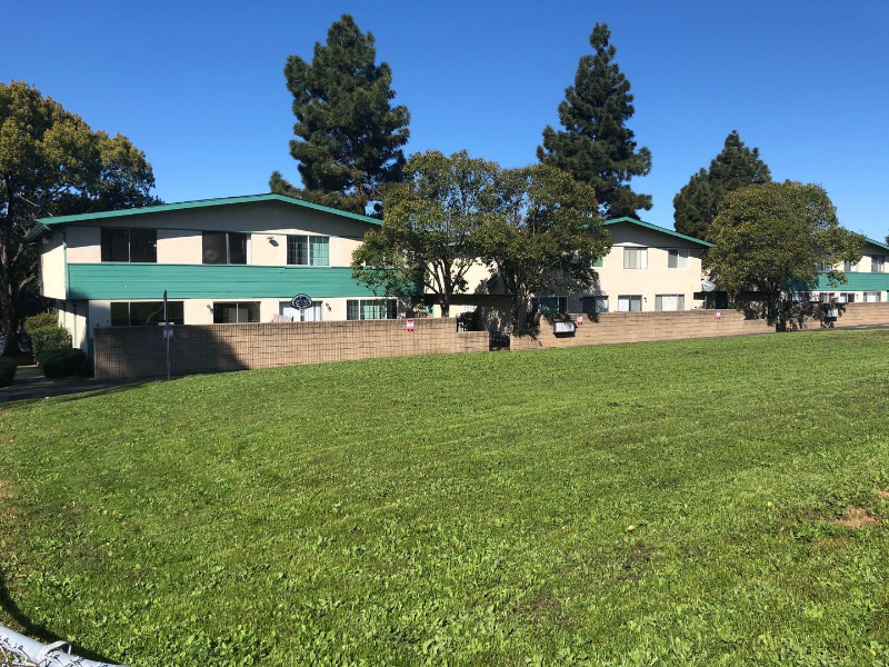 Vallejo House: 240 Holly st