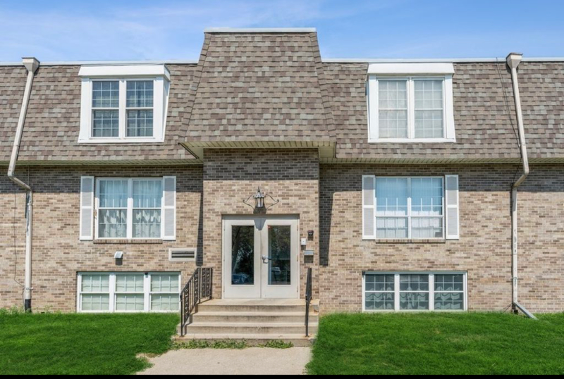 Des Moines Apartment: 1100 East 6th Street