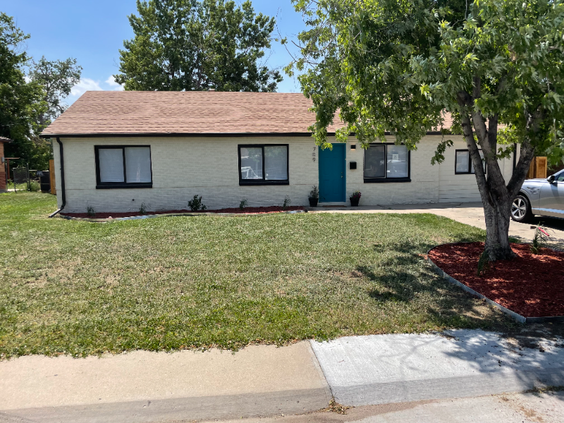 Aurora House: 709 Ursula Street