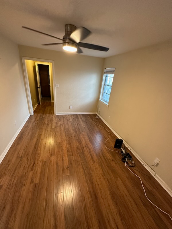 Arlington House: 1729 chip n dale dr