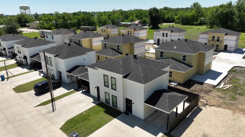 Thibodaux Townhome: 1318 Ledet Street