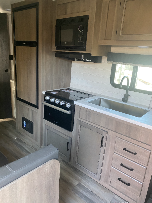 N Fort Myers House: 1895 North Tamiami Trail