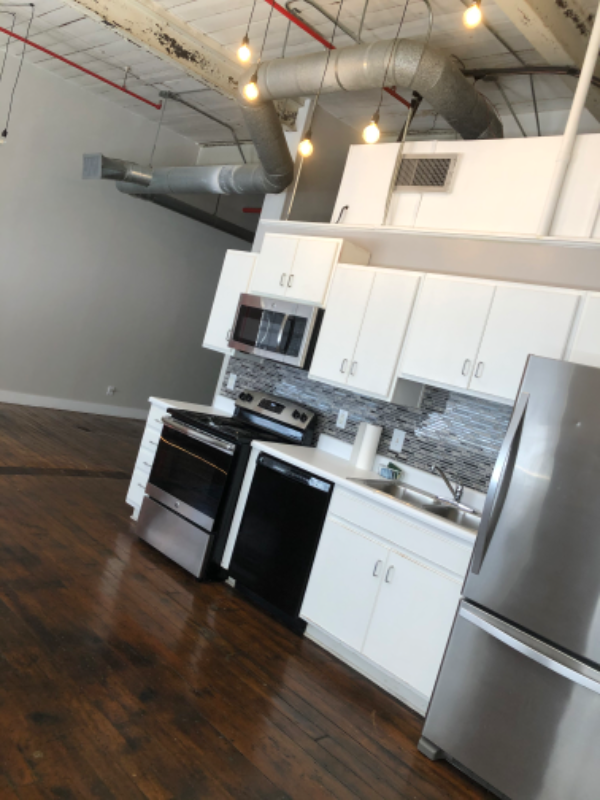 carrollton Apartment: 301 Bradley Street