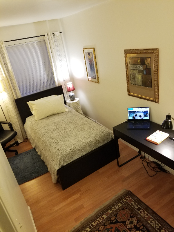 Oakland House: 990 55th Street