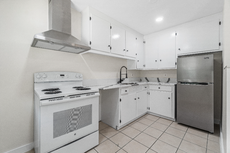 North Palm Beach Apartment: 1790 Redbank Rd