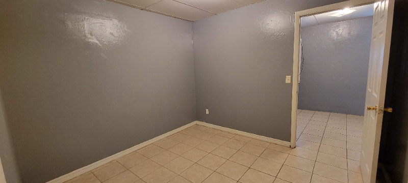 Duncan House: 808 W Cypress