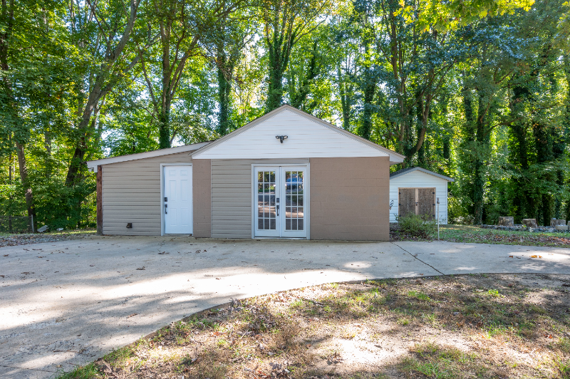 Winston Salem House: 3815 Hastings Ave