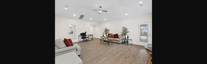 Nashville House: 510 19th Ave N