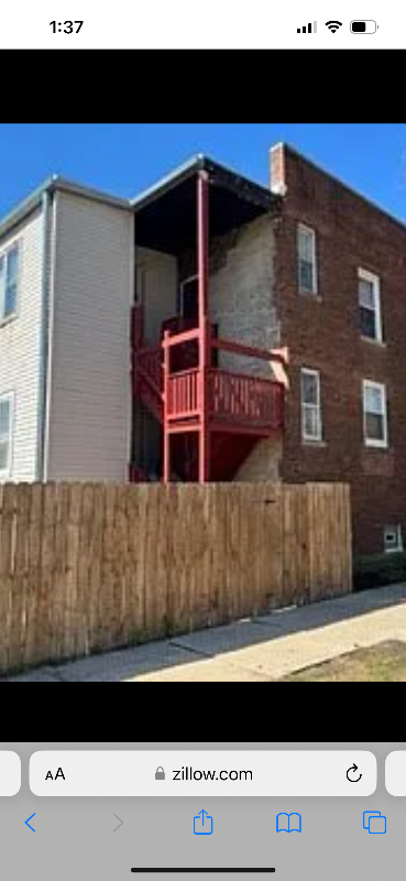 Chicago House: 1657 N Linder