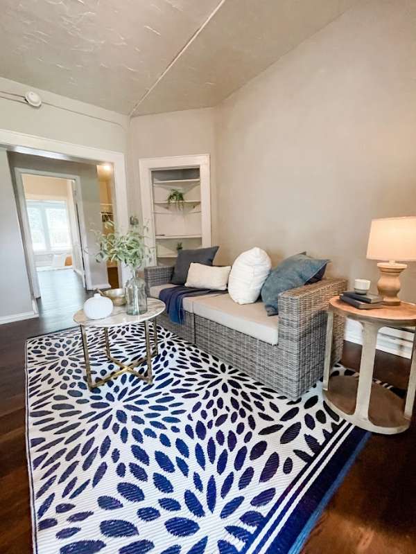 Johnson City Apartment: 406 Montgomery Street