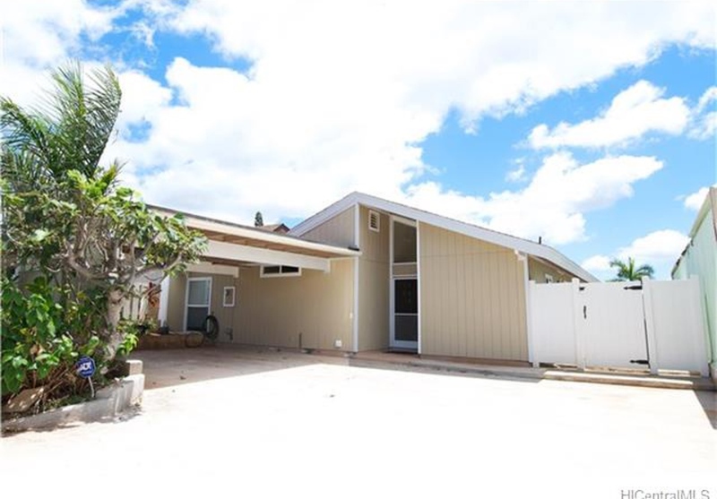 Kapolei House: 921131 Makakilo Dr