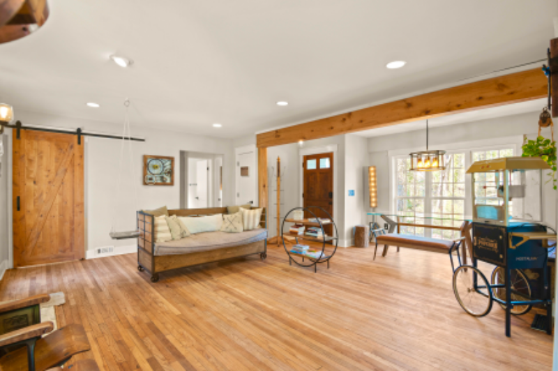 Atlanta House: 1254 Centra Villa Dr SW