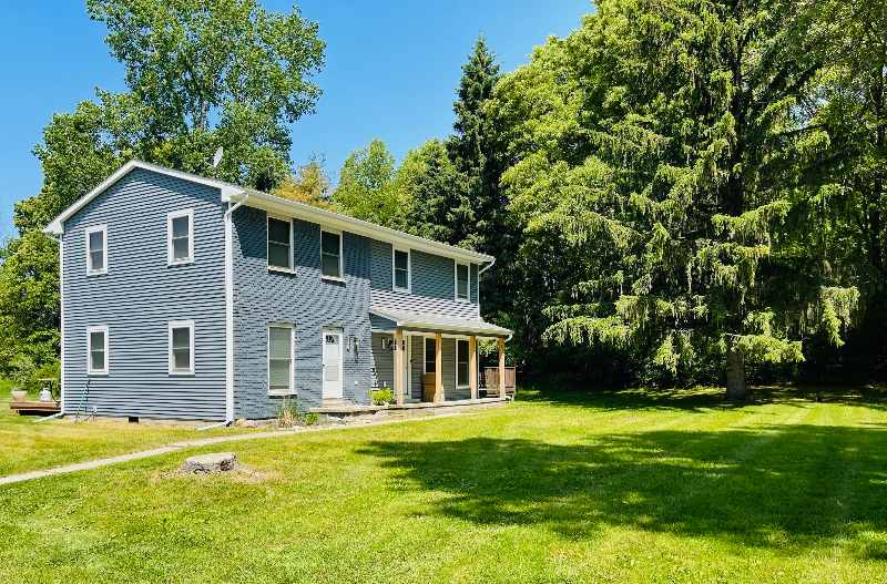 Howell House: 5536 Bentley Lake Road