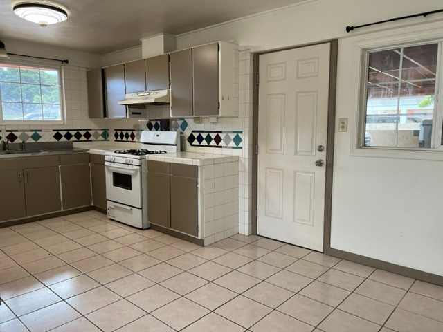 Kahului Multiplex: 641 Huali Way