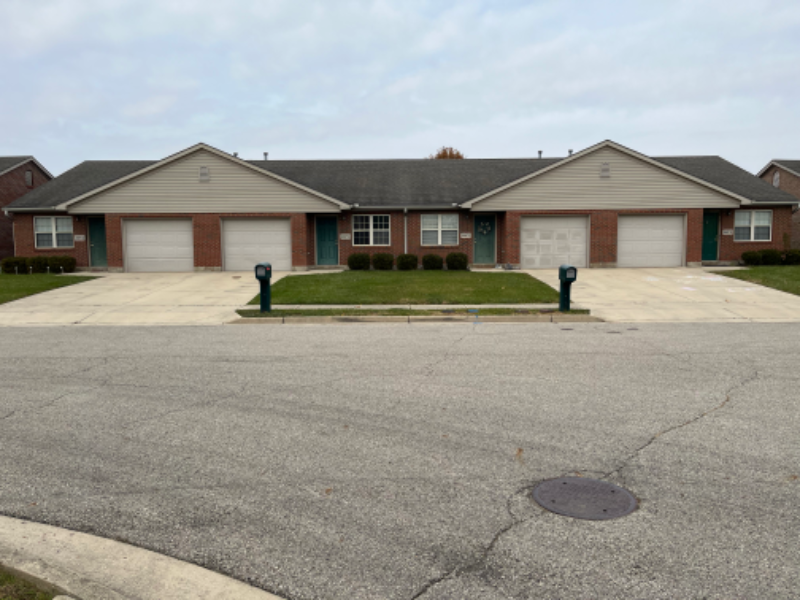 Troy Apartment: 2261 Shamrock Ln