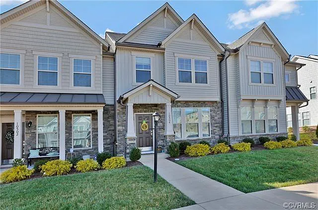 GLEN ALLEN Townhome: 10504 MARIONS WAY