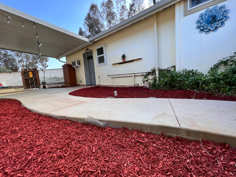 Menifee House: 26030 Musick Rd.