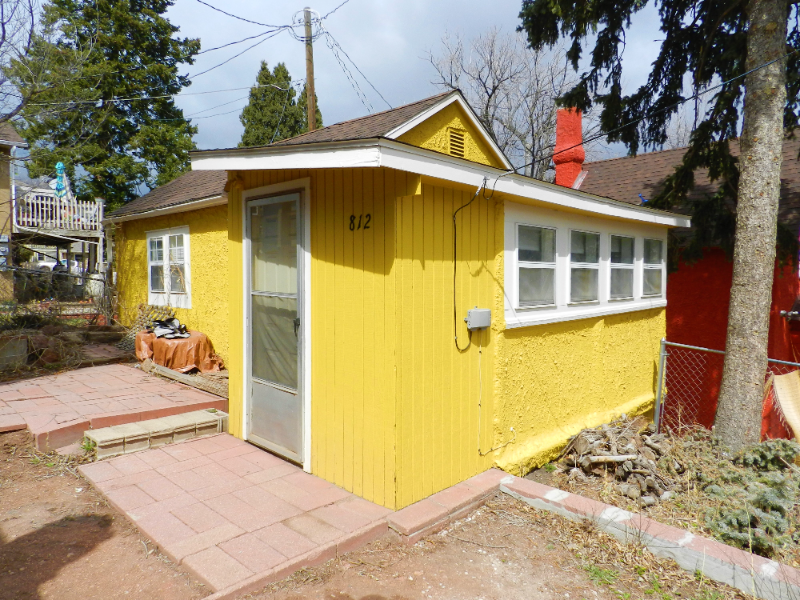Manitou Springs House: 812 Prospect Place