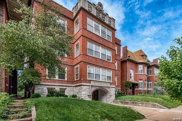Saint Louis Apartment: 4512 Westminster Pl