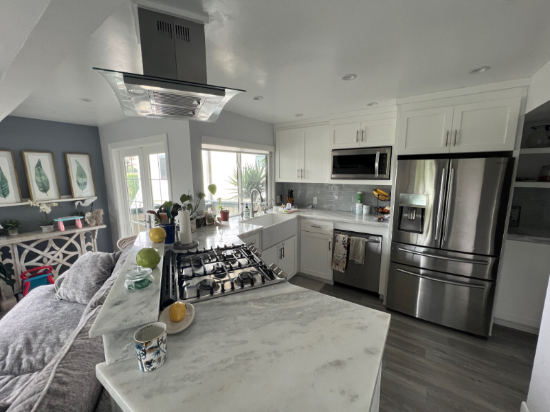 San Diego House: 4763 Lamont St