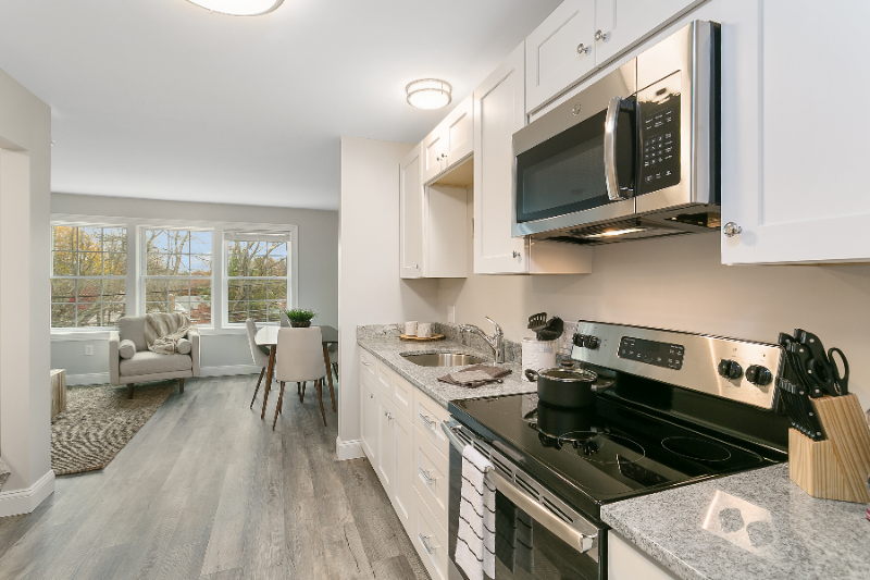 Fairfield House: 1645 Black Rock Turnpike