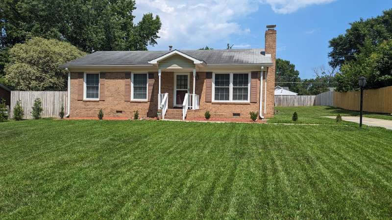 Greensboro House: 4309 Santa Fe Trail