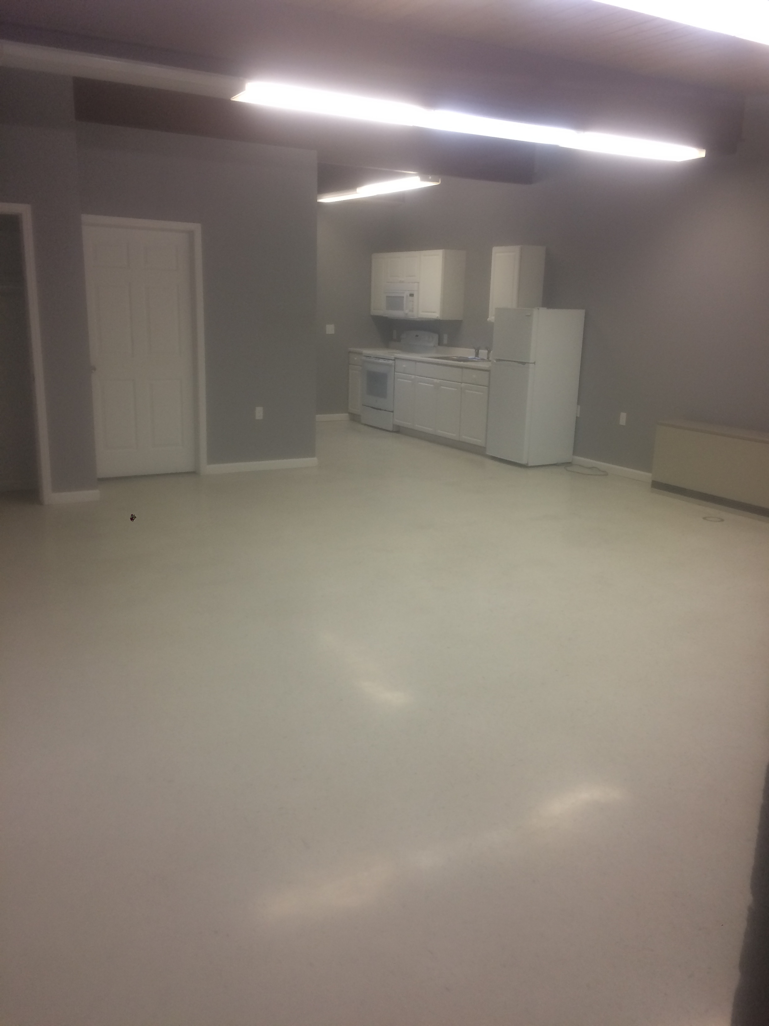 Wimbledon Other: 208 Center St