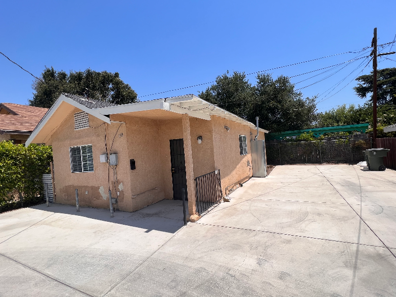 Pasadena Multiplex: 158 S. Bonnie Ave