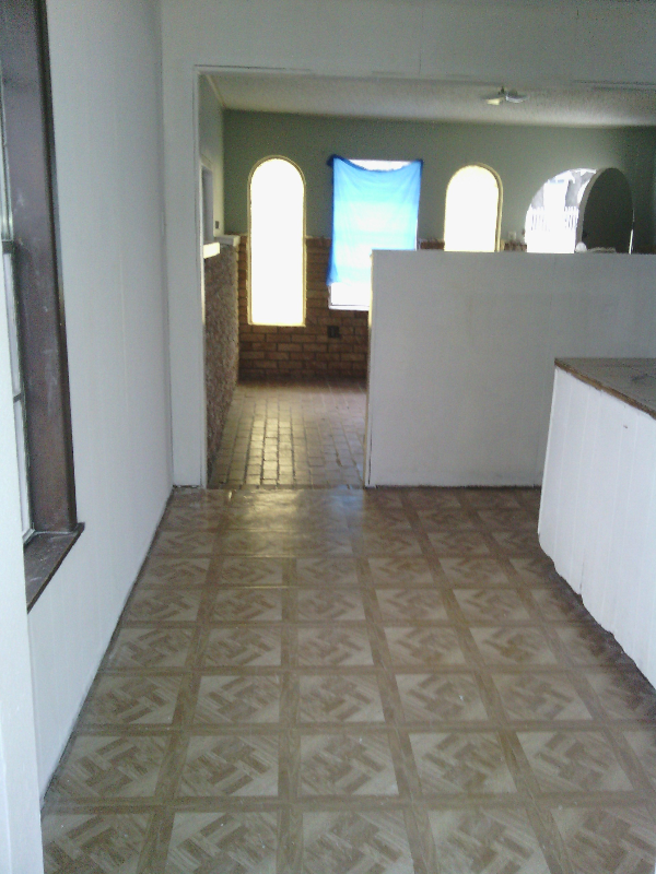 San Antonio House: 2323 Hicks Ave