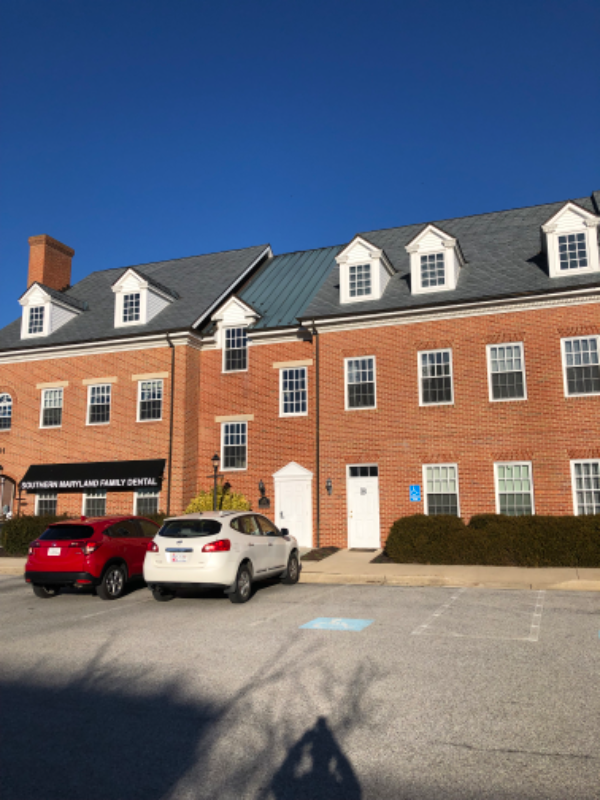 La Plata Apartment: 201 Centennial St