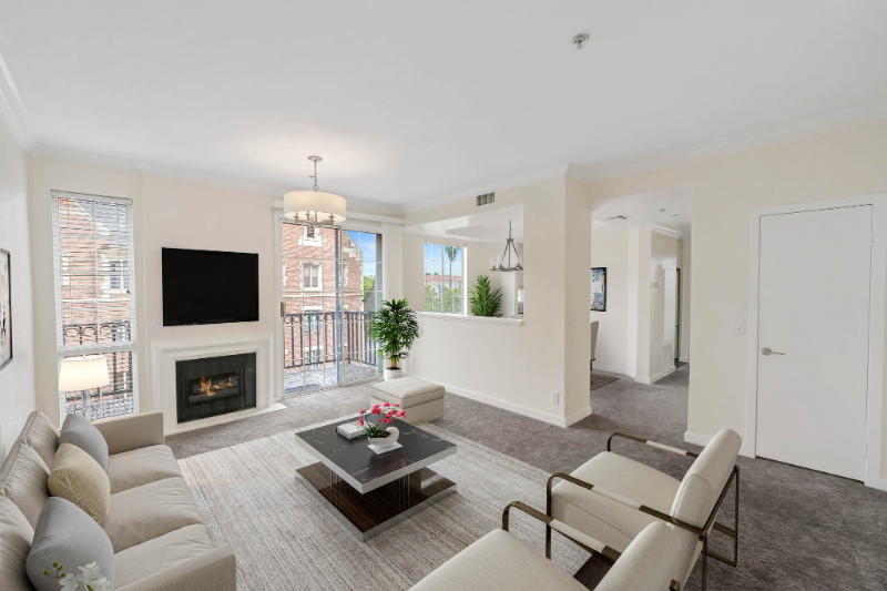 Los Angeles Condo: 585 N Rossmore Ave