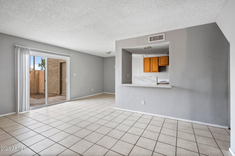 phoenix Condo: 4443 E wood St