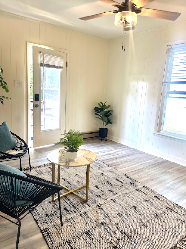 Johnson City Apartment: 410 W. Maple Street