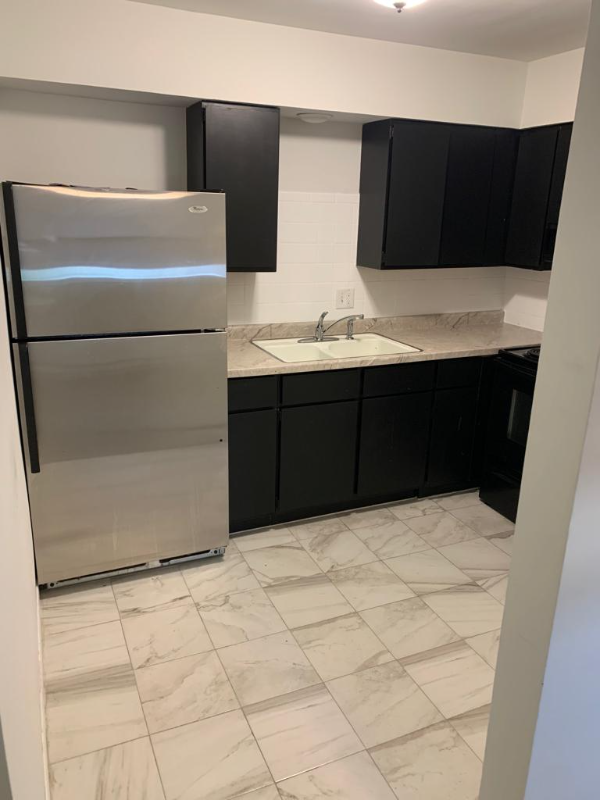 Kankakee Apartment: 1017 N Schuyler Ave