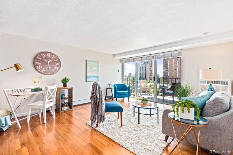 Denver Condo: 1150 N Vine St