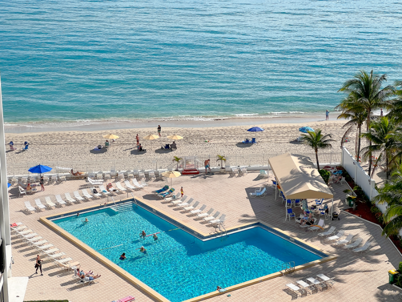 Hollywood Condo: 3505 S Ocean Dr