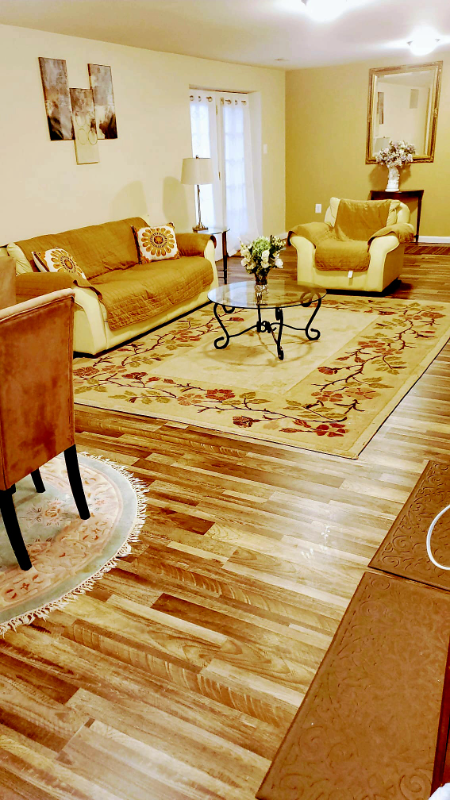 Stafford House: 1 Masters Dr