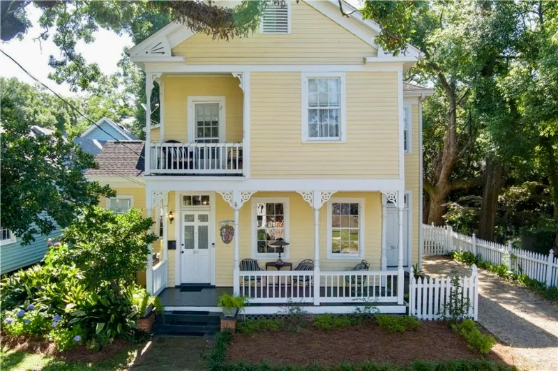 Mobile Multiplex: 311 Chatham Street