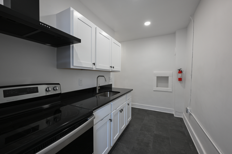 Cleveland Apartment: 1384 W 83rd St