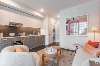 Chicago Condo: 171 N Westshore Dr